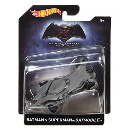 Batman 1:50 Batman v Superman Batmobile
